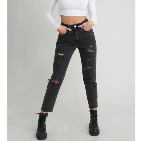 Garage Denim~Women’s/Juniors Super Skinny Distressed Black Jeans with Holes~Sz 7 - Picture 1 of 13